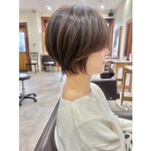 丸みショート/ニュアンスカラー/２０代３０代４０代
