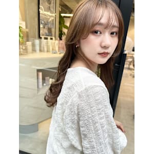 “小顔で可愛く盛れる”前髪&お顔まわりカット♪