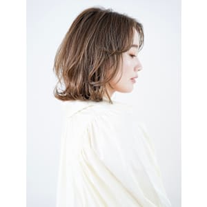 前下がりショート・ボブ/絶壁解消/前髪あり/40代/30代