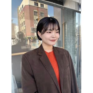 耳掛けショートボブ