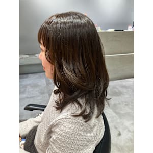 春カラー×ミディアムレイヤー