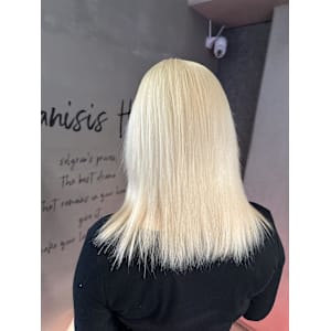 ホワイトベージュ - Lanisis Hair【ラニシス ヘアー】掲載中