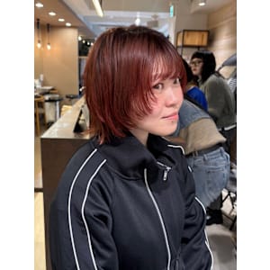 ショートウルフ/オレンジレッド/暖色カラー/ブリーチ