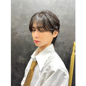 綿貫航太/KPOPアイドル風シースルーマッシュ/ダウンパーマ