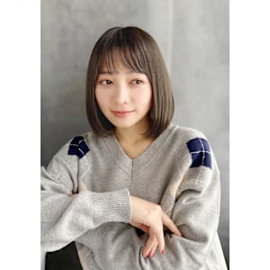 ショートヘア/イルミナカラー/ヘッドスパ/酸熱トリートメント