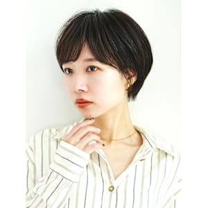 前下がりショート・ボブ/絶壁解消/前髪あり/40代/30代