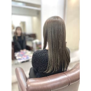 アドミオカラーアッシュ系