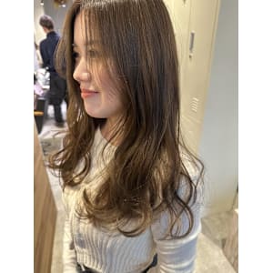 大串　レイヤー×ベージュ