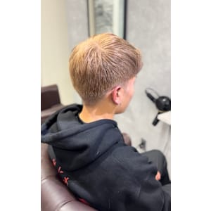 ブリーチ×ハニーベージュ×メンズ - GLADGE池袋/ダブルカラー/ブリーチ【グラッジイケブクロダブルカラーブリーチ】掲載中