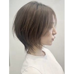 ノンスタイリングもOk☆ひし形くびレイヤー　ウルフカット