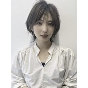 ひし形くびレイヤーウルフ　ショートウルフ　ウルフカット