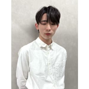 韓国コンマヘア／韓国メンズパーマニュアンスフェザーパーマ