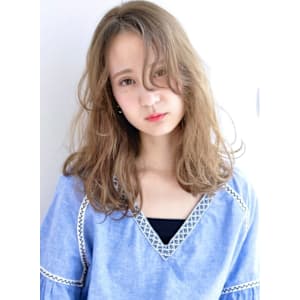 エアリーニュアンスウェーブ《tricca代官山》