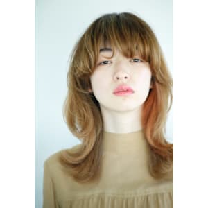 ハイトーンベージュのマッシュウルフ/ハッシュカット 