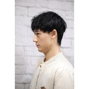 ツーブロック癖毛風マッシュ