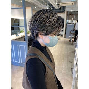 人気髪形黒髪ハイライトハンサムショート赤羽駅徒歩3分美容室