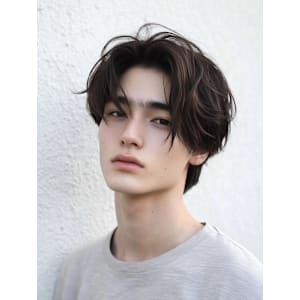 メンズ　センターパート　パーマスタイル