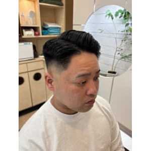 ７：３×スキンフェード - ヘアサロン大野 iki 堂島店【ヘアサロンオオノイキ】掲載中