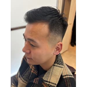 フロントアップ×スキンフェード