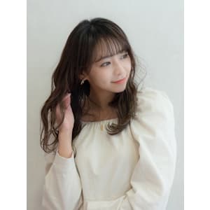 誰からも好かれるアナウンサー風ゆるフワスタイル