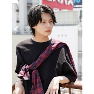 女性ウケNo1の黒髪ウェット×センタ―パートスタイル