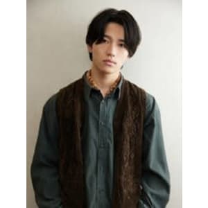 簡単スタイリング×ナチュラルセンターパート