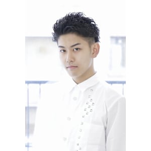 ツーブロックウェットショート