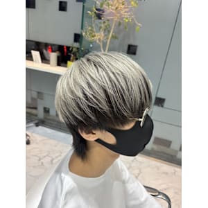メンズカット／マッシュフルフ／シルバーホワイト／トリプルカラ