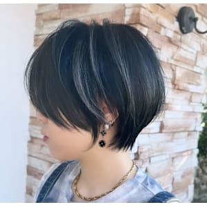 アッシュグレージュ×ハイライト