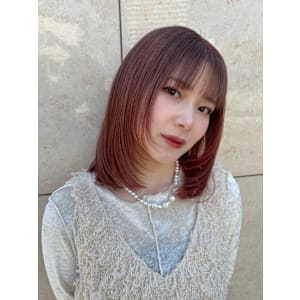 春っぽいピンクカラーにたっぷり顔周りレイヤー☆