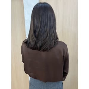 【新井】透明感　グレージュカラー