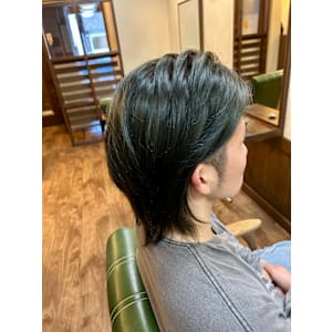 ディープグリーンカラー