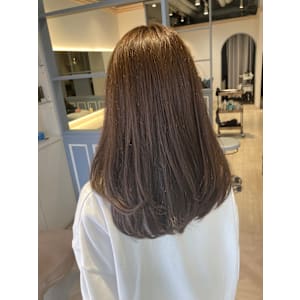 透明感たっぷりアッシュブラウン赤羽おすすめイルミナカラー