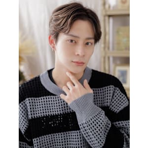 アップバングくせ毛風モテ髪メンズコンマヘアニュアンスデザイン