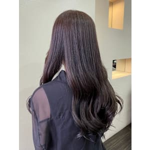 外に出れば印象チェンジ！自然の光でラベンダーに☆