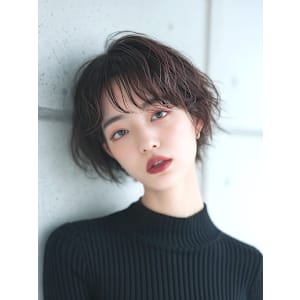 20代30代40代　小顔カットマッシュショート