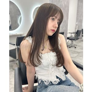 Loely by Louwe 立川 ×　ヘアスタイル