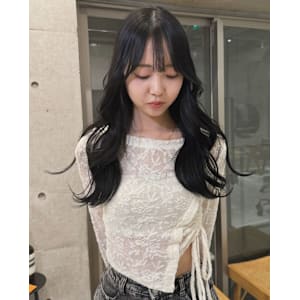 Louwe 沖縄新都心 ×　ヘアスタイル