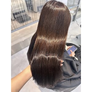 Louwe 沖縄新都心 ×　ヘアスタイル