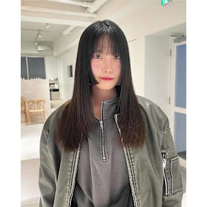 Louwe 沖縄新都心 ×　ヘアスタイル