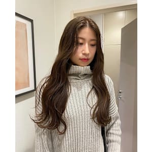 Louwe 沖縄新都心 ×　ヘアスタイル