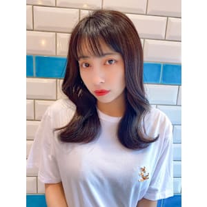 韓国髪質改善レイヤーカットホワイトブロンドワイドバング美髪 - Reve by Lond【レーヴバイロンド】掲載中