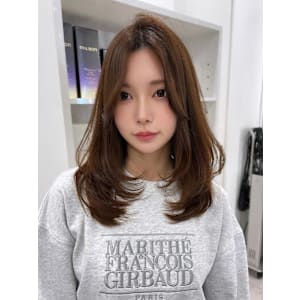 Louwe 表参道 ×　ヘアスタイル