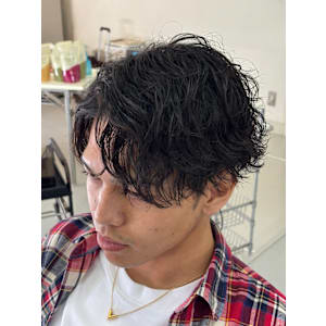 メンズマッシュカットツーブロックスパイラルシャドウパーマ