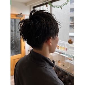 ワンカールニュアンスパーマ×王道マッシュ