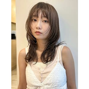 顔まわりレイヤー/ブラウンベージュ/シースルーバング/前髪