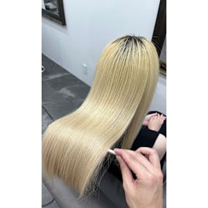 roka 髪質改善/縮毛矯正/韓国レイヤー×スタイル