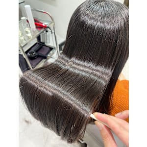 roka 髪質改善/縮毛矯正/韓国レイヤー×スタイル