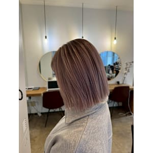 Lau Blossom 大宮西口店×スタイル