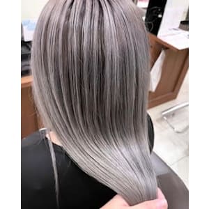 HAIR MAKE GRACE 本店×スタイル